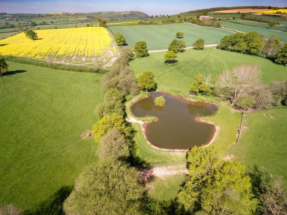 Upper Onibury
