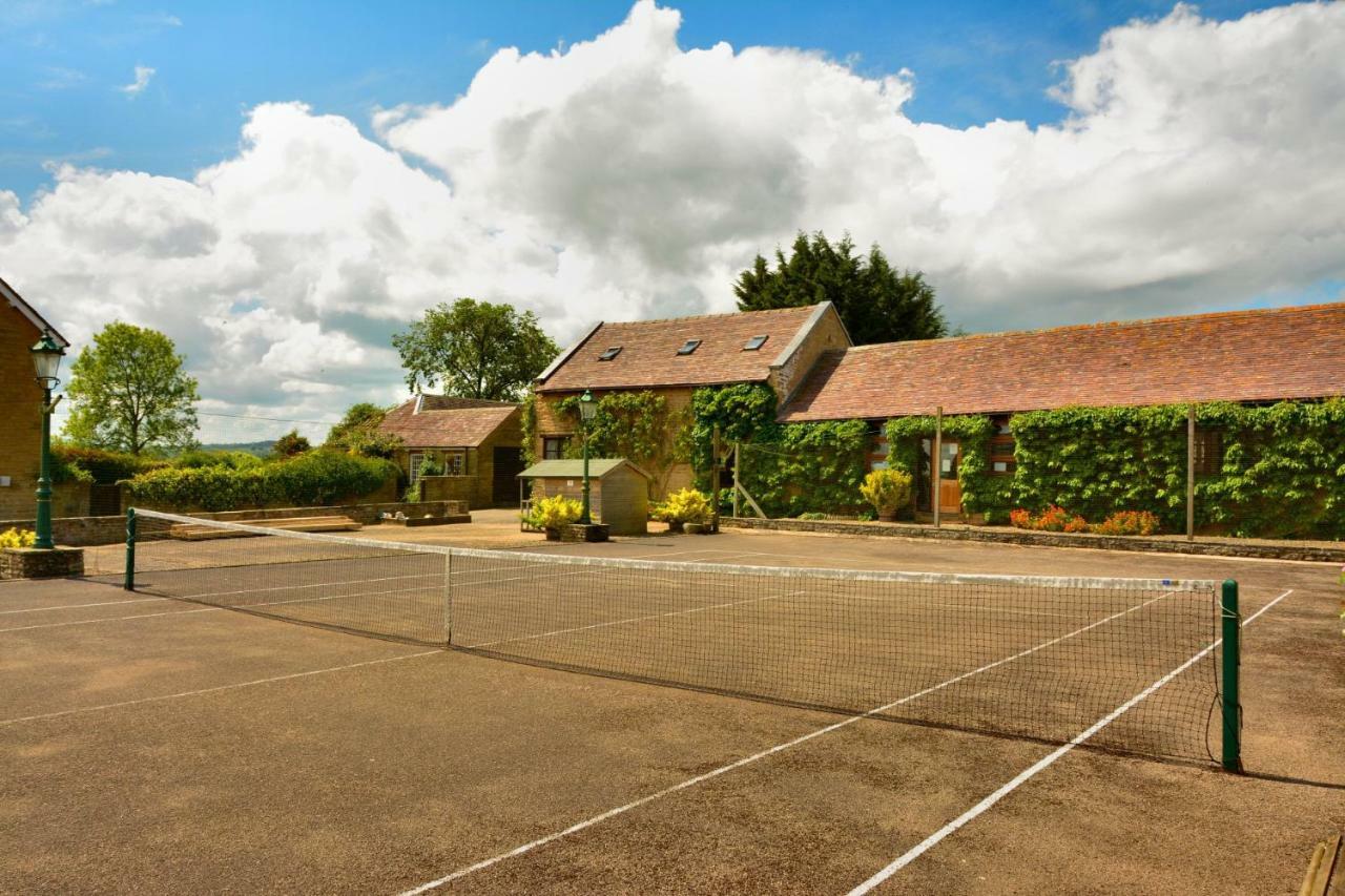 Upper * Onibury
